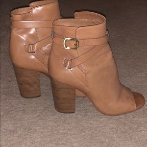 Vero Cuoio Tan Peep Toe Leather Bootie 7.5